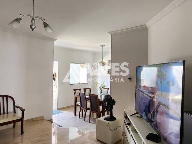 CASA para Compra em Feira de Santana - 4