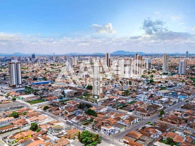 APARTAMENTO para Compra em Feira de Santana - 4