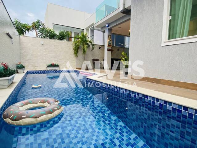 #4853 - CASA EM CONDOMÍNIO para Compra em Feira de Santana - BA