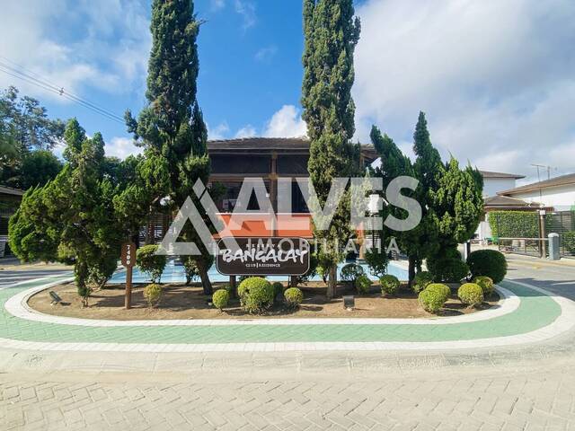 CASA EM CONDOMÍNIO para Compra em Feira de Santana - 3