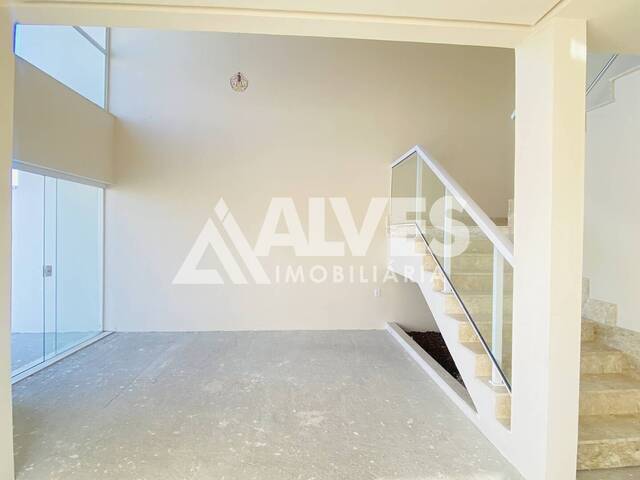 CASA EM CONDOMÍNIO para Compra em Feira de Santana - 4