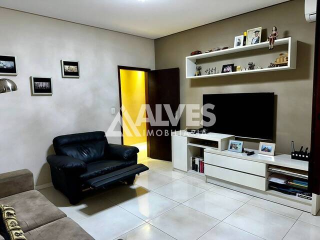 CASA para Compra em Feira de Santana - 3