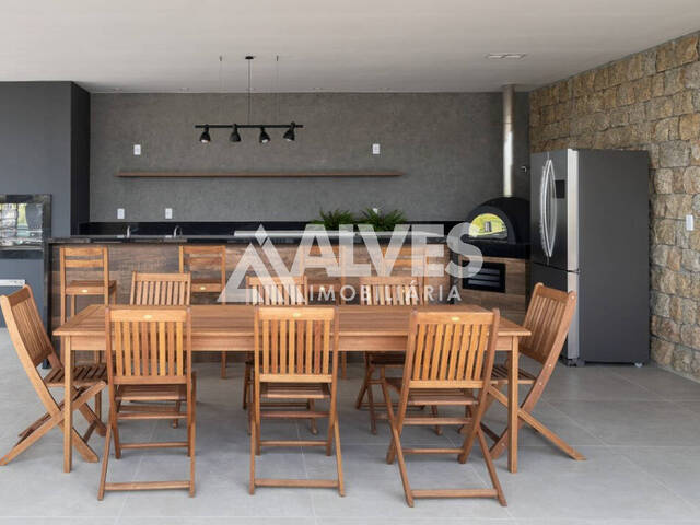 CASA EM CONDOMÍNIO para Compra em Feira de Santana - 2