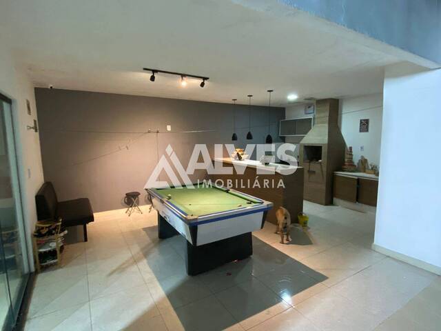 CASA para Compra em Feira de Santana - 2