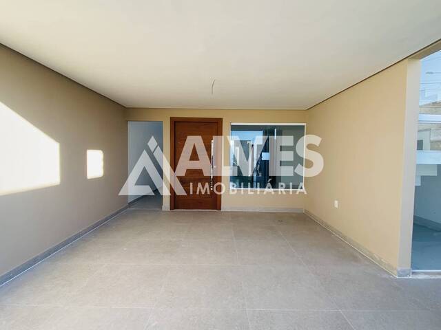 CASA para Compra em Feira de Santana - 4