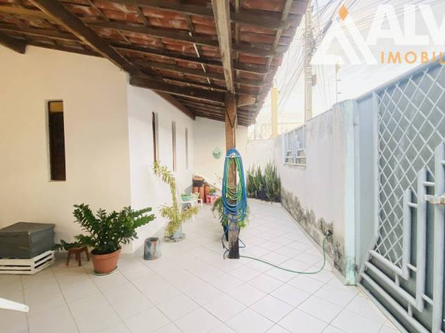 CASA para Compra em Feira de Santana - 2