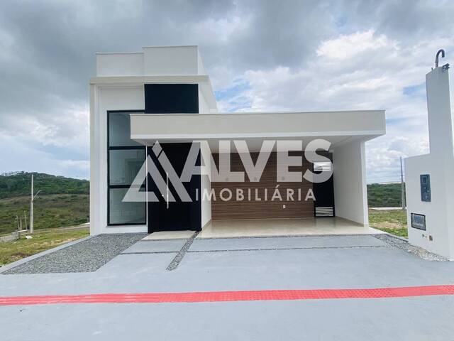 CASA EM CONDOMÍNIO para Compra em Feira de Santana - 2