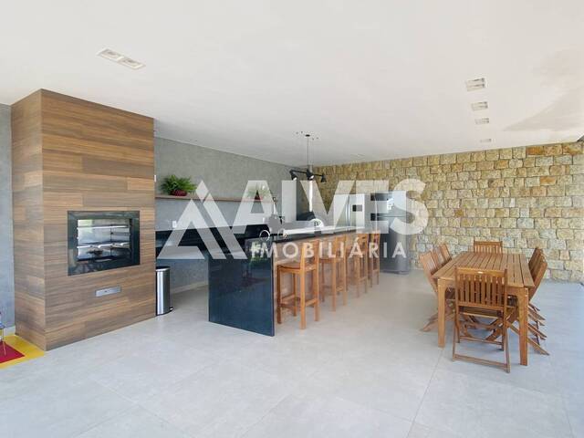 CASA EM CONDOMÍNIO para Compra em Feira de Santana - 2