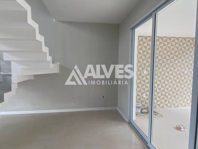 CASA EM CONDOMÍNIO para Compra em Feira de Santana - 5