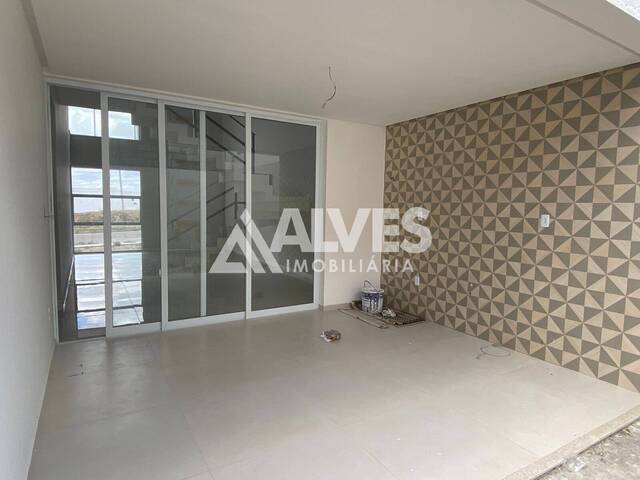 CASA EM CONDOMÍNIO para Compra em Feira de Santana - 4