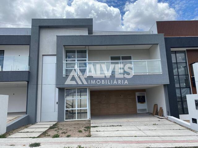 CASA EM CONDOMÍNIO para Compra em Feira de Santana - 2