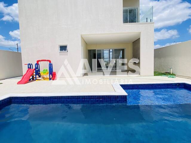 CASA EM CONDOMÍNIO para Compra em Feira de Santana - 3