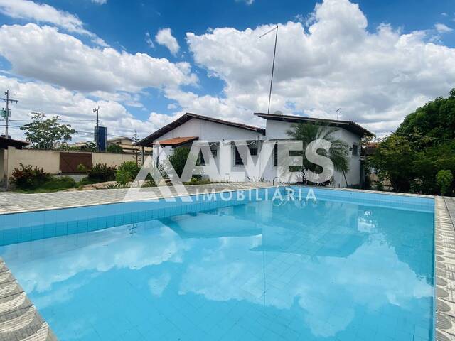 CASA para Compra em Feira de Santana - 2