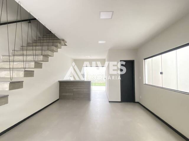 #6602 - CASA para Compra em Feira de Santana - BA - 2