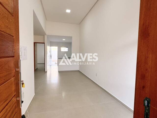 CASA para Compra em Feira de Santana - 3