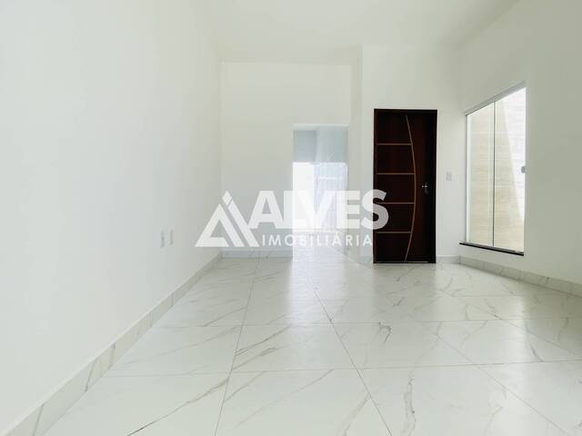#6742 - CASA para Compra em Feira de Santana - BA