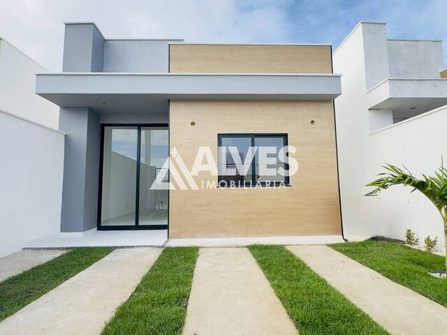 #6747 - CASA para Compra em Feira de Santana - BA