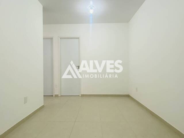 CASA EM CONDOMÍNIO para Compra em Feira de Santana - 4