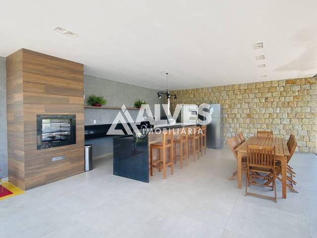 #6776 - CASA EM CONDOMÍNIO para Compra em Feira de Santana - BA