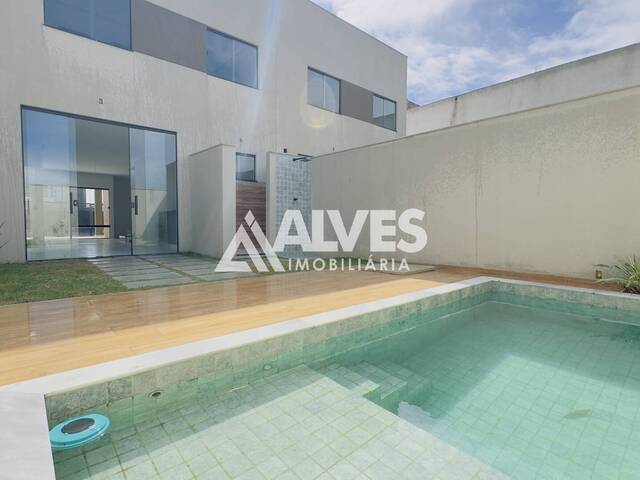 #6782 - CASA para Compra em Feira de Santana - BA