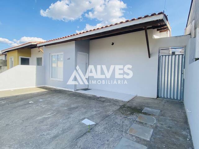 CASA EM CONDOMÍNIO para Aluguel em Feira de Santana - 2