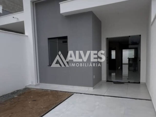 #6850 - CASA para Compra em Feira de Santana - BA