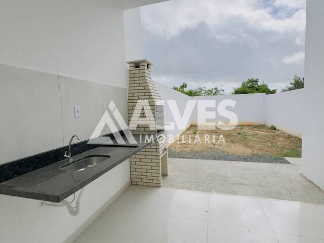 #6851 - CASA para Compra em Feira de Santana - BA