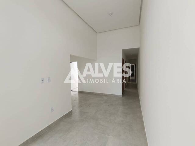 CASA para Compra em Feira de Santana - 4