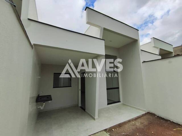 #6900 - CASA para Compra em Feira de Santana - BA - 3