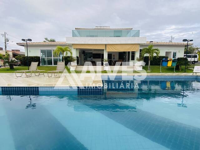 #6904 - CASA EM CONDOMÍNIO para Compra em Feira de Santana - BA