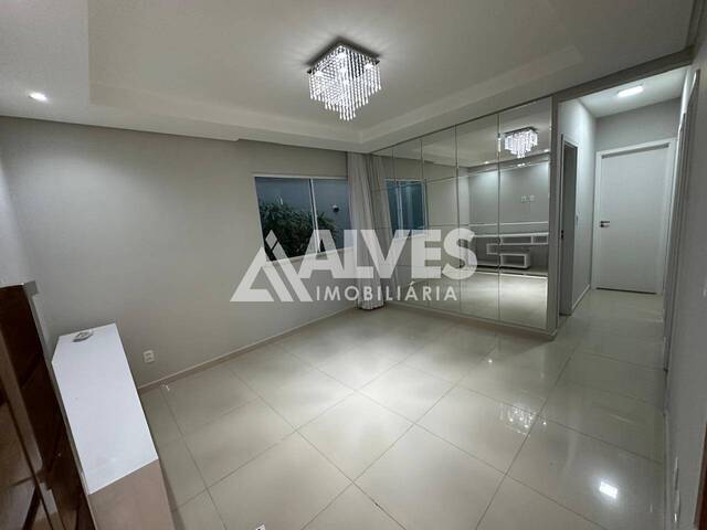 CASA EM CONDOMÍNIO para Compra em Feira de Santana - 4