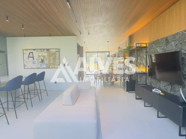 CASA EM CONDOMÍNIO para Compra em Feira de Santana - 4