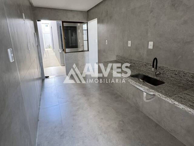 CASA para Compra em Feira de Santana - 4