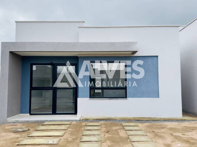 CASA EM CONDOMÍNIO para Aluguel em Feira de Santana - 3