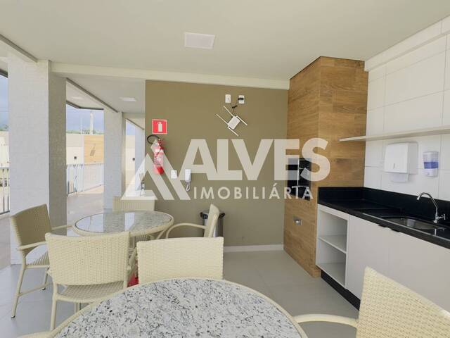 CASA EM CONDOMÍNIO para Aluguel em Feira de Santana - 4