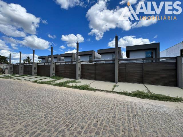 CASA para Compra em Feira de Santana - 2