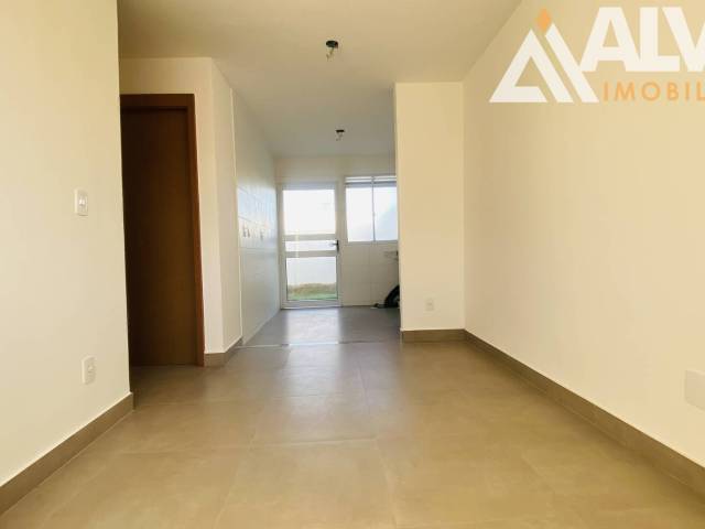 CASA EM CONDOMÍNIO para Compra em Feira de Santana - 4