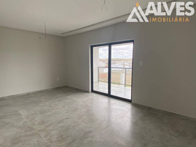 CASA EM CONDOMÍNIO para Compra em Feira de Santana - 3