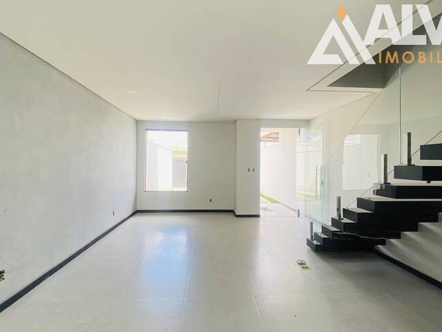 CASA para Aluguel em Feira de Santana - 4