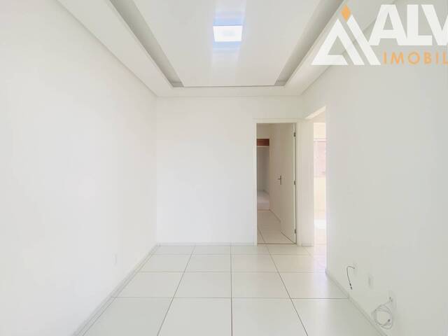 CASA EM CONDOMÍNIO para Aluguel em Feira de Santana - 4