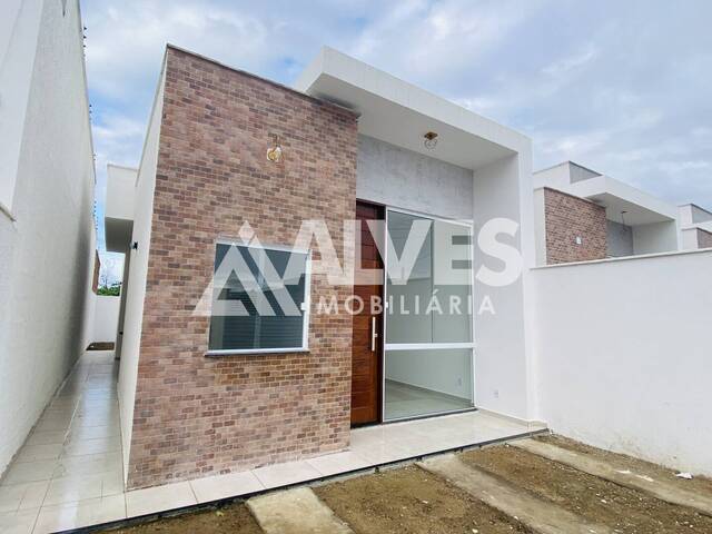 CASA para Compra em Feira de Santana - 3