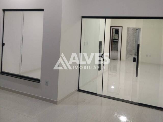 CASA para Compra em Feira de Santana - 3