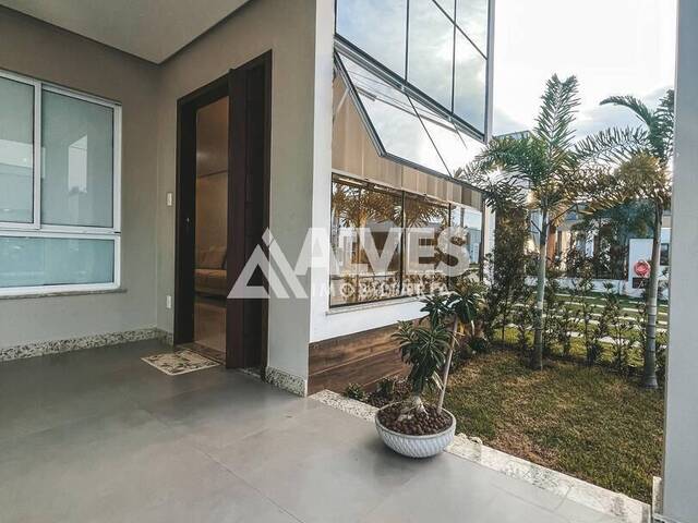 CASA EM CONDOMÍNIO para Compra em Feira de Santana - 3