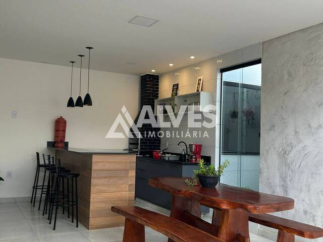 #5726 - CASA EM CONDOMÍNIO para Compra em Feira de Santana - BA