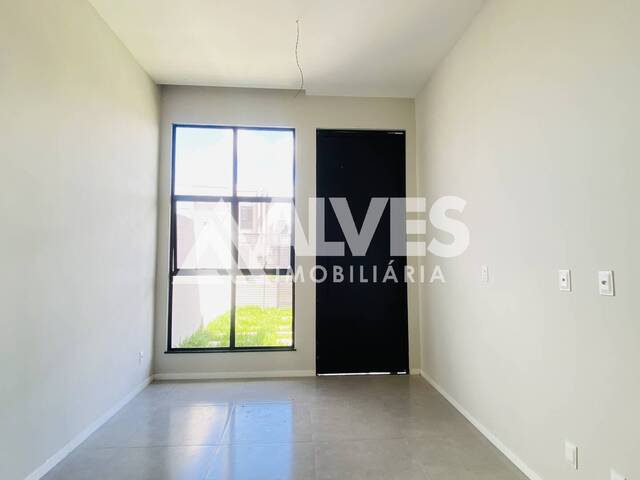 CASA para Compra em Feira de Santana - 4