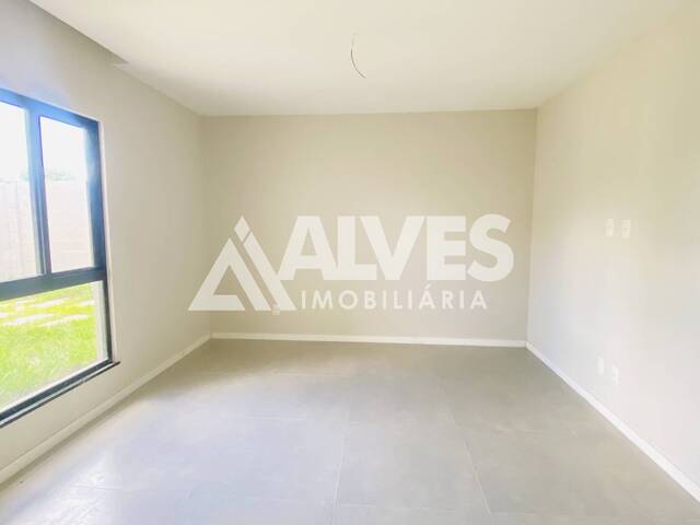 CASA para Compra em Feira de Santana - 4