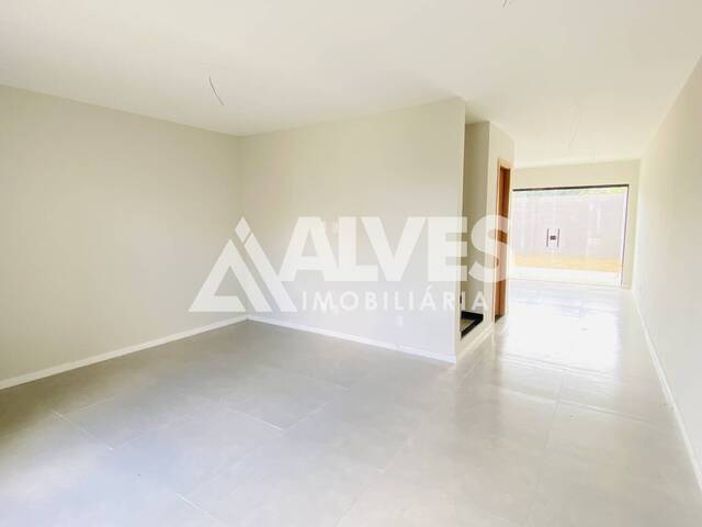 CASA para Compra em Feira de Santana - 5