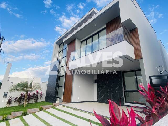 CASA EM CONDOMÍNIO para Compra em Feira de Santana - 2