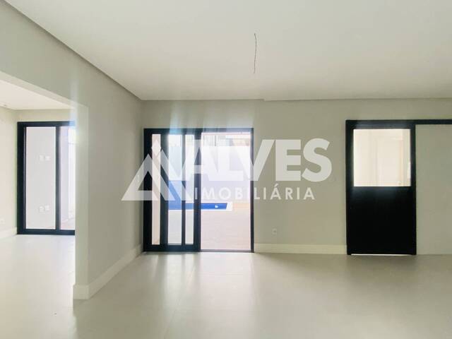 CASA EM CONDOMÍNIO para Compra em Feira de Santana - 5