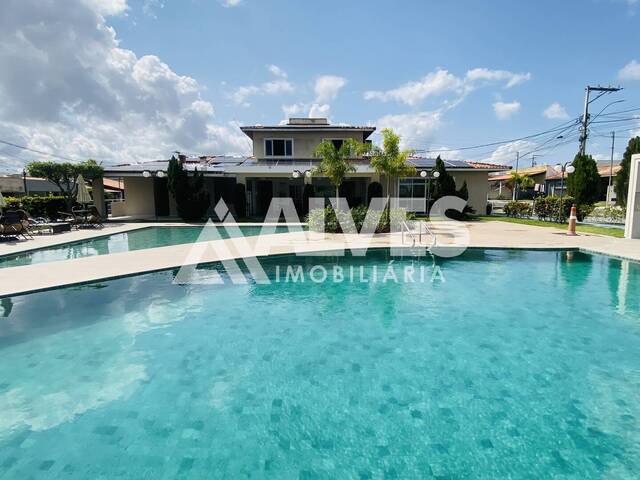 CASA EM CONDOMÍNIO para Compra em Feira de Santana - 2